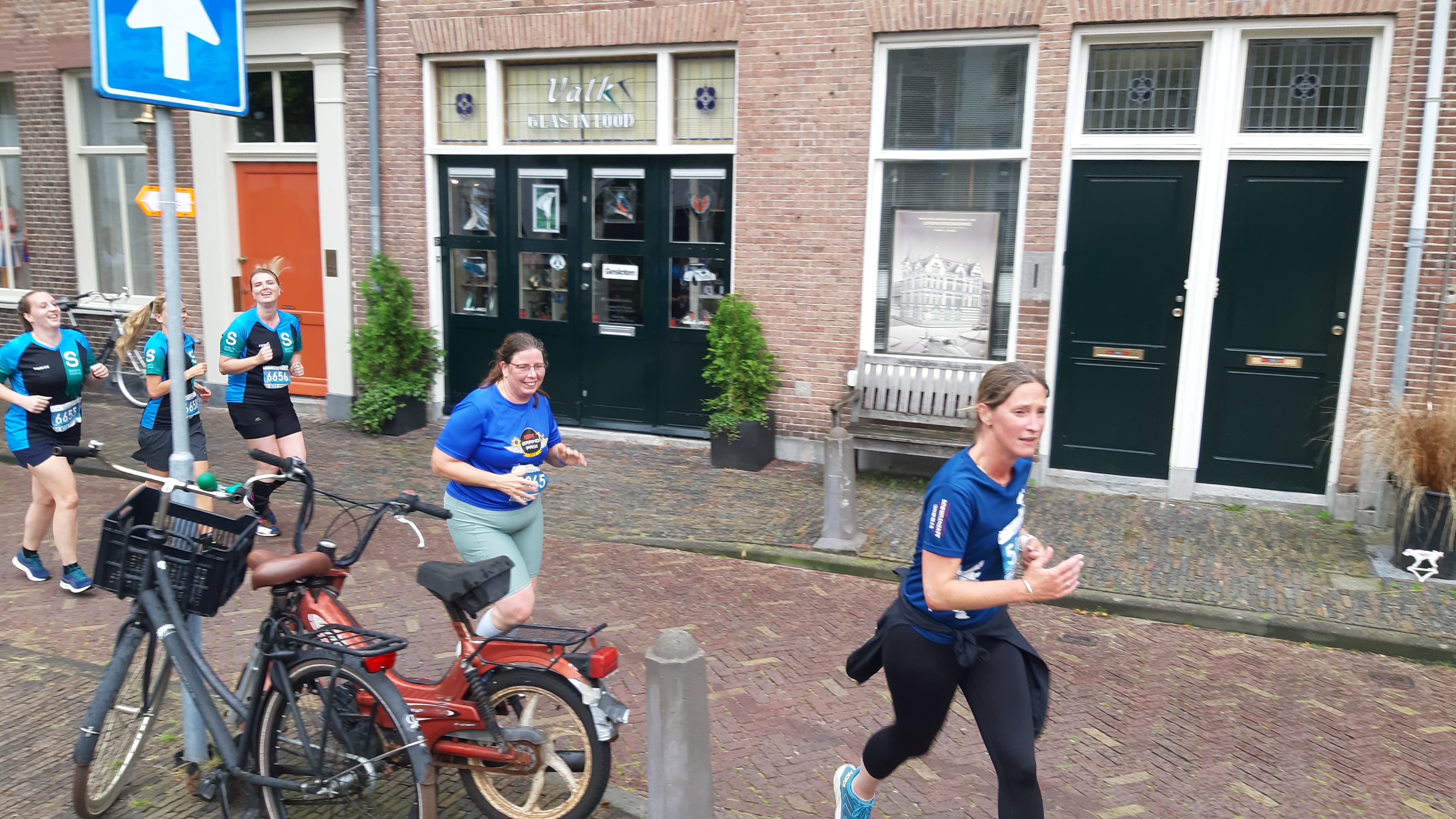 grachtenloop 2024 yolanda bakenesse gracht